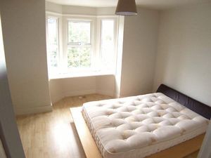Bedroom- click for photo gallery